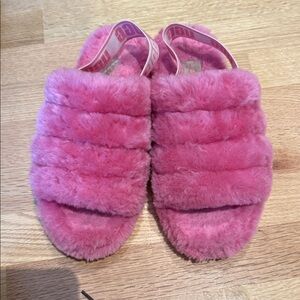 UGG Pink Fluffy Women's Slippers